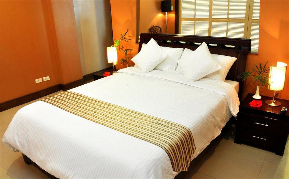Coralpoint Gardens Apartment Lapu-Lapu City Exterior photo