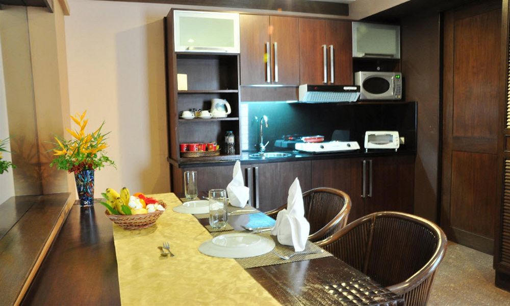 Coralpoint Gardens Apartment Lapu-Lapu City Exterior photo